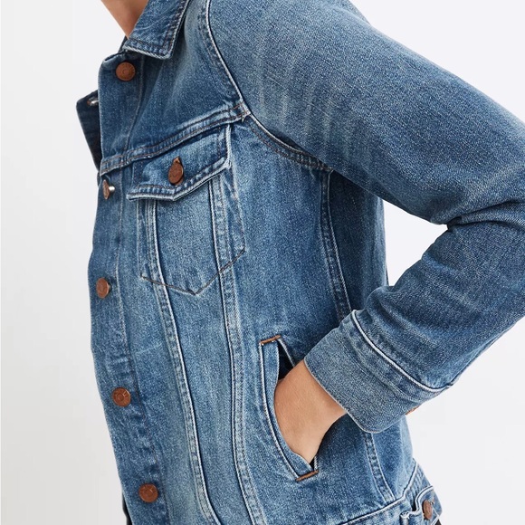 ⚜️*•.Madewell The Jean Jacket in Pinter Wash Size XS NWT.•*⚜️ - Picture 4 of 14